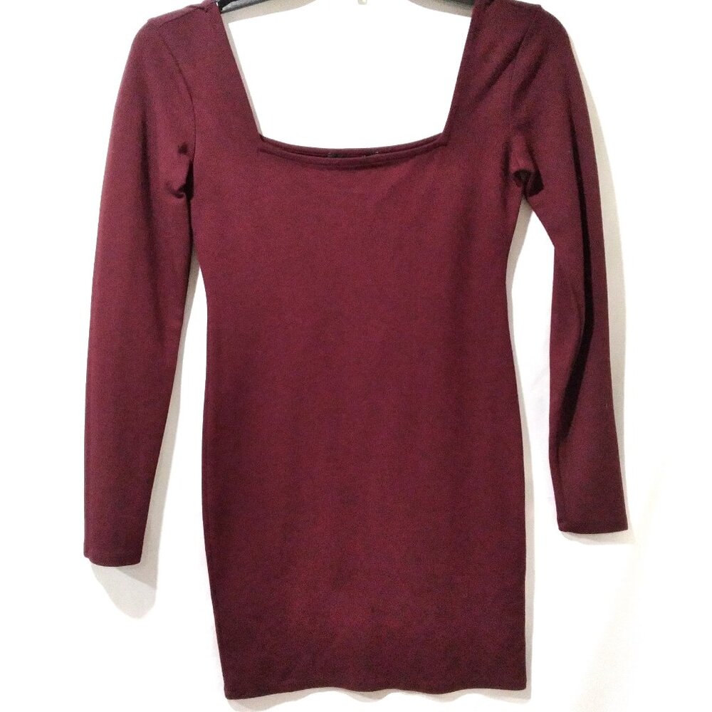 EUC Forever 21 Bodycon Long Sleeve Wine Burgundy Dress Size Medium